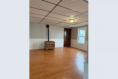 499 Lindsey St #3W, Fall River, MA 02720 - Photo 2
