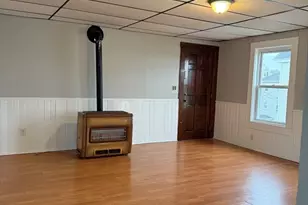 499 Lindsey St, Fall River, MA 02720 - Photo 2
