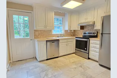 8 Woodridge Ln, Ashland, MA 01721 - Photo 16