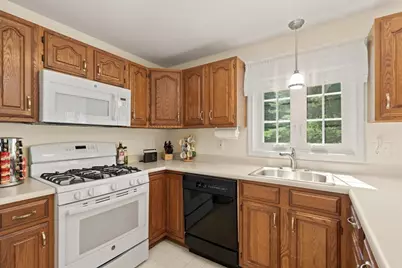 27 E Brookfield Drive #E, Groton, MA 01450 - Photo 12
