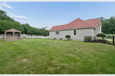 2 Brian Cir, Millbury, MA 01527 - Photo 32