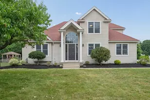 2 Brian Cir, Millbury, MA 01527 - Photo 1