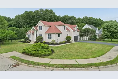 2 Brian Cir, Millbury, MA 01527 - Photo 4