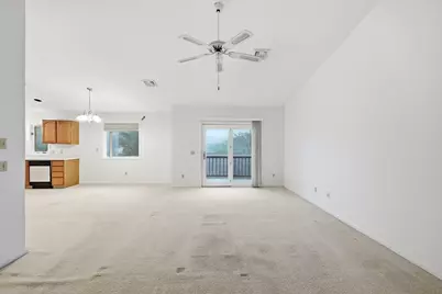 40 Pine Grove Dr #40, South Hadley, MA 01075 - Photo 2