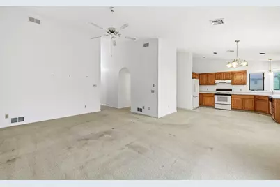 40 Pine Grove Dr #40, South Hadley, MA 01075 - Photo 4