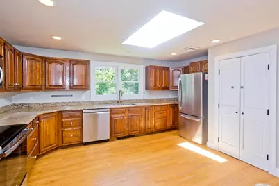 37 Cooper Rd, Northbridge, MA 01534 - Photo 10