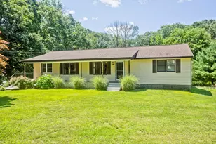 37 Cooper Rd, Northbridge, MA 01534 - Photo 2