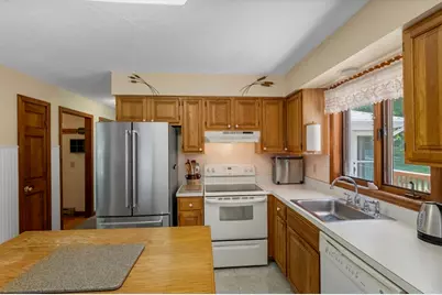 6 Wire Village Rd, Spencer, MA 01562 - Photo 14