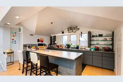 7 Fayette St #PH, Boston, MA 02116 - Photo 4