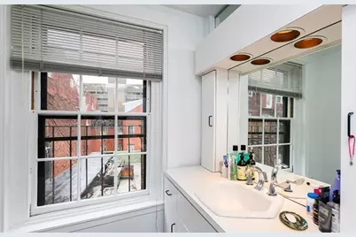7 Fayette St #PH, Boston, MA 02116 - Photo 12