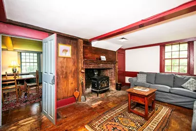 374 High St, Pembroke, MA 02359 - Photo 8