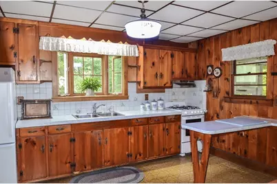240 Gates Pond Rd, Berlin, MA 01503 - Photo 8