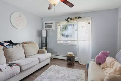 22 Sachem St, Fall River, MA 02724 - Photo 12