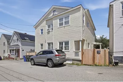 22 Sachem St, Fall River, MA 02724 - Photo 2