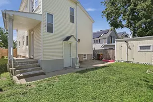 22 Sachem St, Fall River, MA 02724 - Photo 1