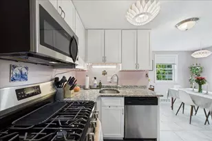 110 Hooper Rd, Dedham, MA 02026 - Photo 8