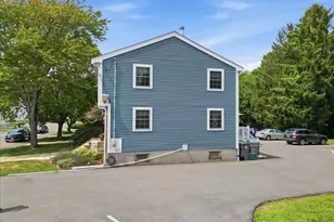 110 Hooper Rd, Dedham, MA 02026 - Photo 28