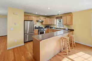 42 Castine St, Worcester, MA 01606 - Photo 10