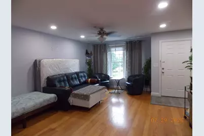 1 Paradise Ln #J3, Whitman, MA 02382 - Photo 4