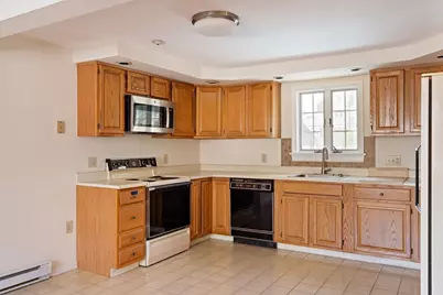 49R Ashton St. #49R, Everett, MA 02149 - Photo 8