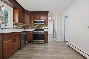 404 Bryant St, Malden, MA 02148 - Photo 4