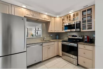 77 Adams St #1206, Quincy, MA 02169 - Photo 4