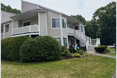 750 Whittenton St #422, Taunton, MA 02780 - Photo 2