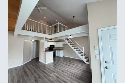 750 Whittenton St #422, Taunton, MA 02780 - Photo 8
