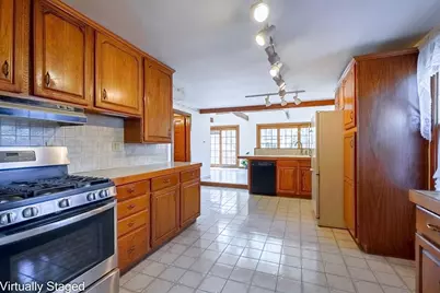 62 Greenfield St, Lawrence, MA 01843 - Photo 16