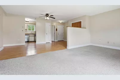 100 Merrimack Avenue #117, Dracut, MA 01844 - Photo 6