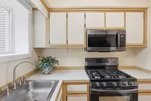 100 Merrimack Ave, Dracut, MA 01844 - Photo 14