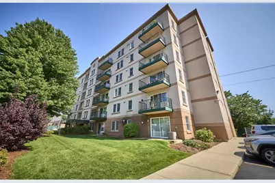 79 Waite St Ext #54, Malden, MA 02148 - Photo 2