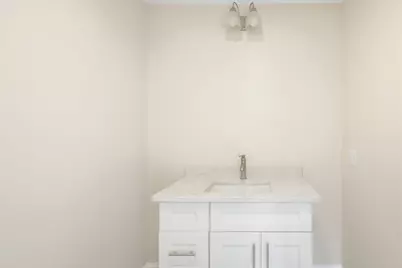 9 Jasmine Way, Bridgewater, MA 02324 - Photo 8
