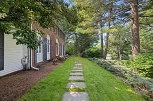 45 Blueberry Ln, Westwood, MA 02090 - Photo 4