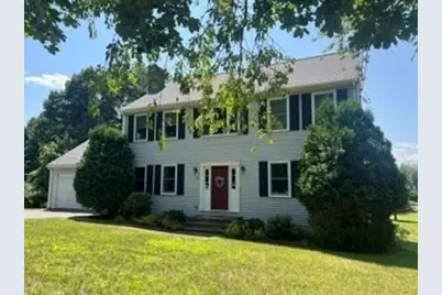 73 Lovering St, Medway, MA 02053 - Photo 2