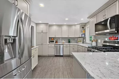 3 Jerridge Ln, Chelmsford, MA 01824 - Photo 6