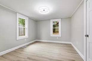 89 Milford St, Hanson, MA 02341 - Photo 14
