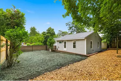 89 Milford St, Hanson, MA 02341 - Photo 18