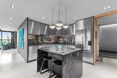 65 East India Row #16B, Boston, MA 02110 - Photo 6