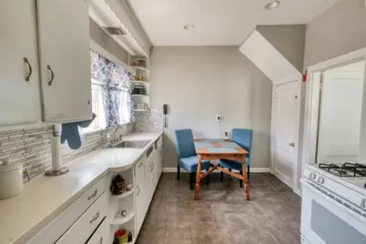 18 Grayson St, Boston, MA 02124 - Photo 6