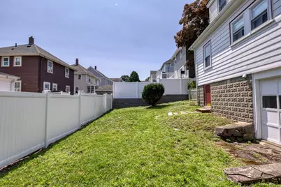 18 Grayson St, Boston, MA 02124 - Photo 24