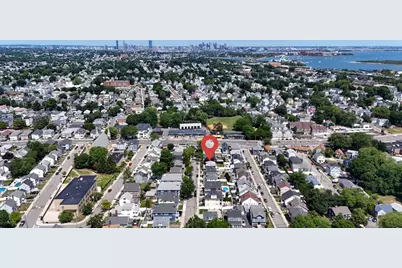 18 Grayson St, Boston, MA 02124 - Photo 32