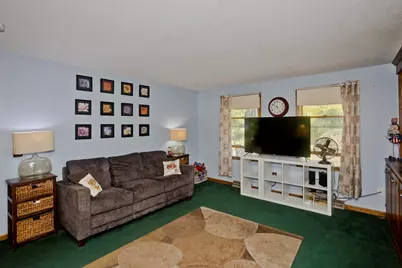 82 Pilgrim Rd, East Longmeadow, MA 01028 - Photo 24