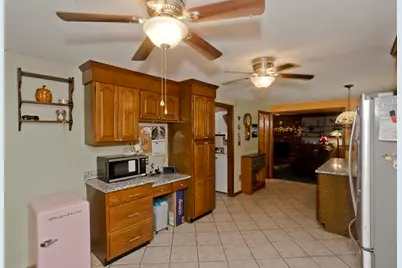 82 Pilgrim Rd, East Longmeadow, MA 01028 - Photo 16