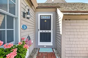 26 Vineyard View Ln, Mashpee, MA 02649 - Photo 8