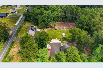 112 Spruce St, Middleborough, MA 02346 - Photo 30