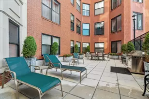 390 Commonweath Ave, Boston, MA 02215 - Photo 8