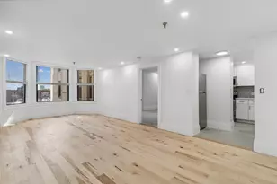 390 Commonweath Ave, Boston, MA 02215 - Photo 6