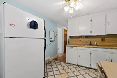 308 Pleasant St, Stoughton, MA 02072 - Photo 6
