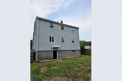 135 Crane St, Dedham, MA 02026 - Photo 2